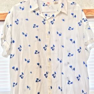 Levi White Floral Button Up